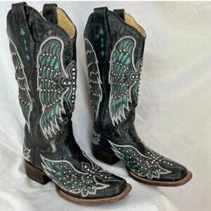 Corral Black w/Turquoise Wing Inlay & Crystal Studded Cross Heeled Boots Size: 7